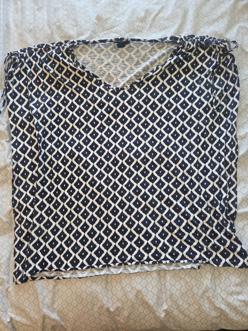 GAP Navy and White Geometric V-Neck Short Sleeve Cover Up